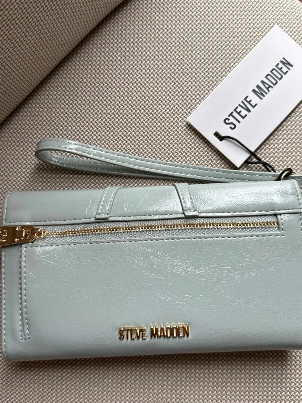 Steve Madden Mint Green Envelope Clutch with Gold Ring